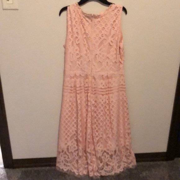 Peach dress - Picture 3 of 3